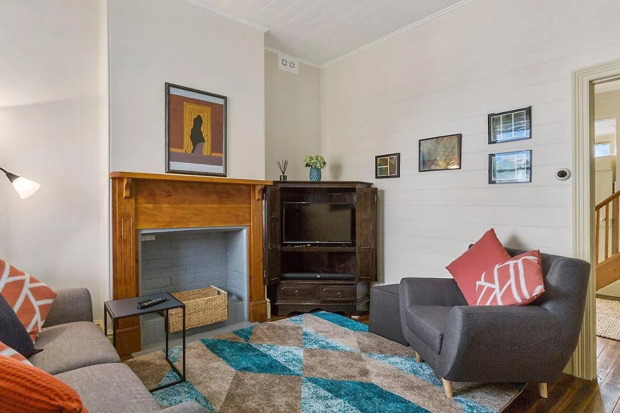 Cosy Glebe Cottage - Stroll To Central Hobart